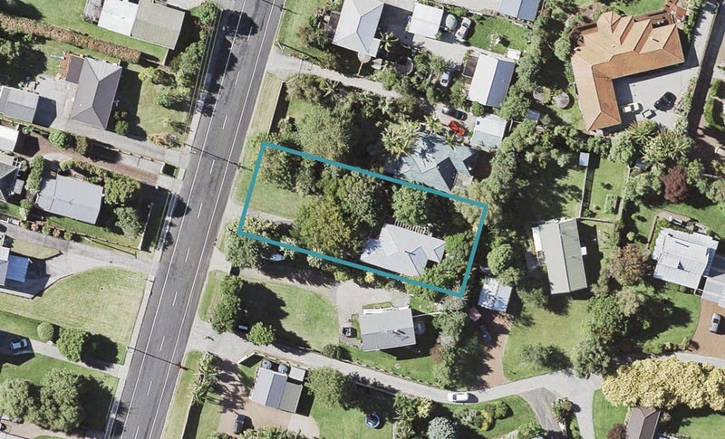 31 Shelly Bay Road, Beachlands, Auckland - Carousel 1