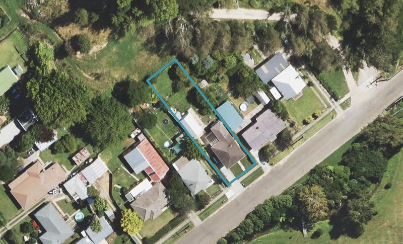 10 Massey Road, Mangapapa, Gisborne - Carousel 1