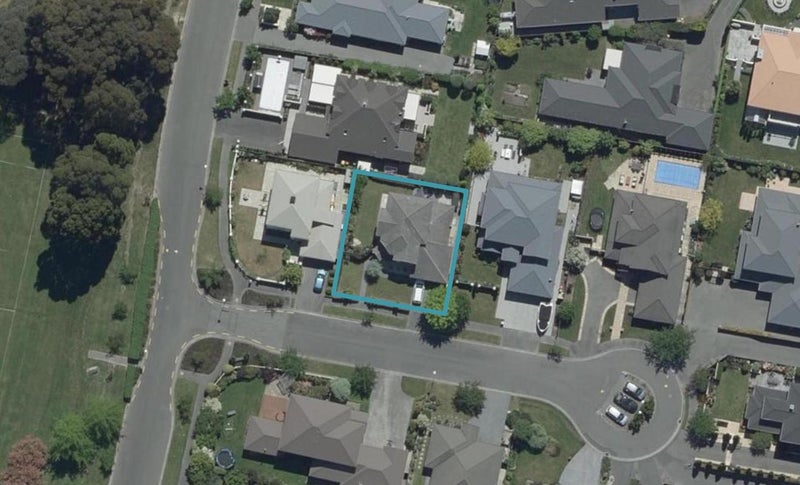 3 Saint Clair Close, Harewood, Christchurch - Carousel 1