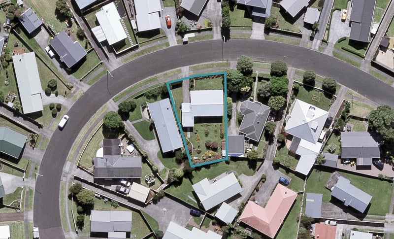 11 Meade Place, Bell Block, New Plymouth - Carousel 1