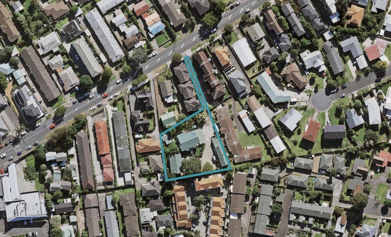25A Campbell Road, Royal Oak, Auckland - Carousel 1
