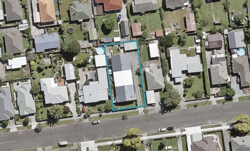 1/7 Elm Street, Ebdentown, Upper Hutt - Carousel 1