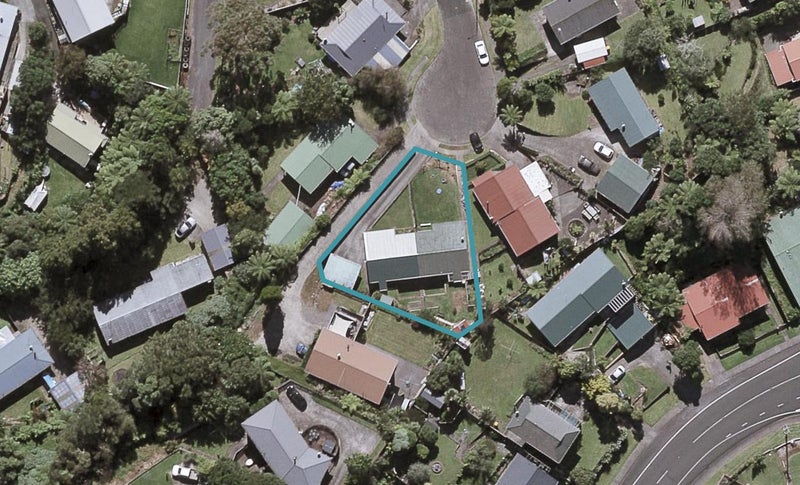 2/8 Ross Place, Blagdon, New Plymouth - Carousel 1