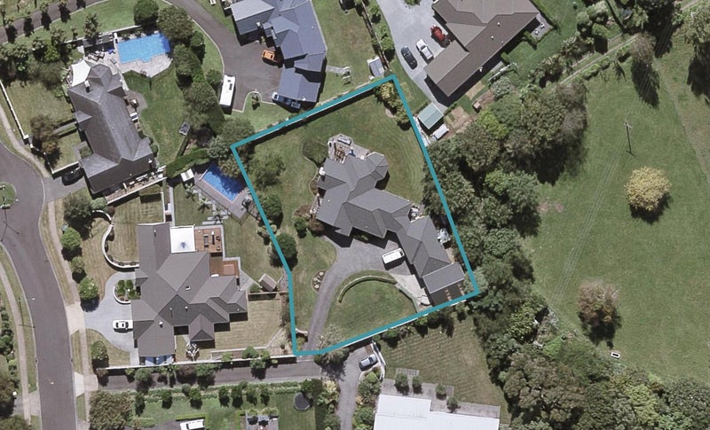 55A Shelter Grove, Frankleigh Park, New Plymouth - Carousel 1