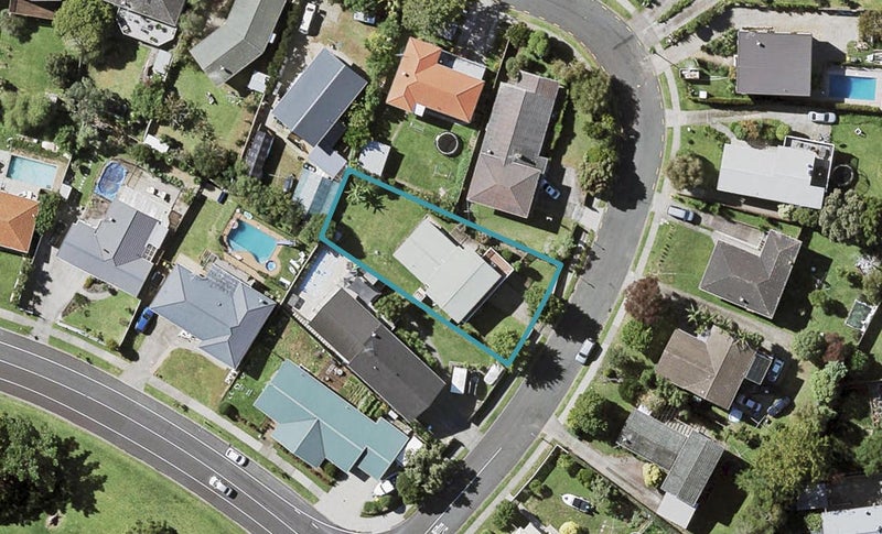6 The Crest, Sunnyhills, Auckland - Carousel 1