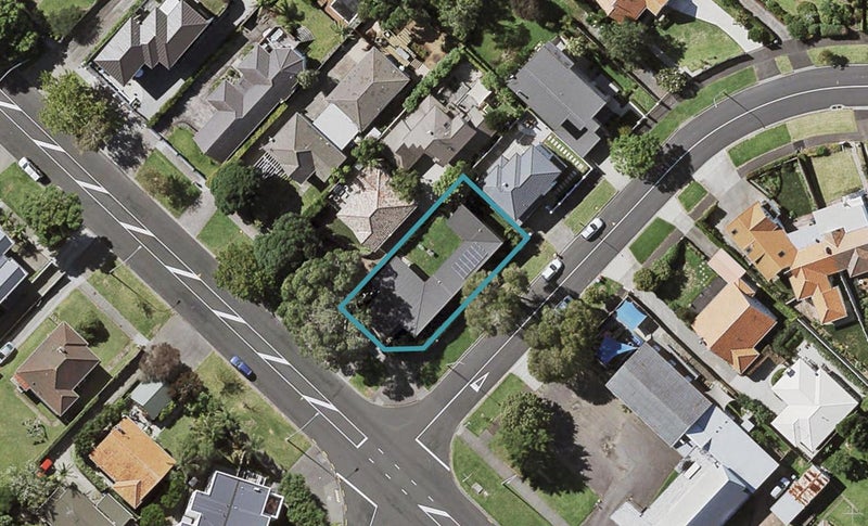 160 Coates Avenue, Orakei, Auckland - Carousel 1