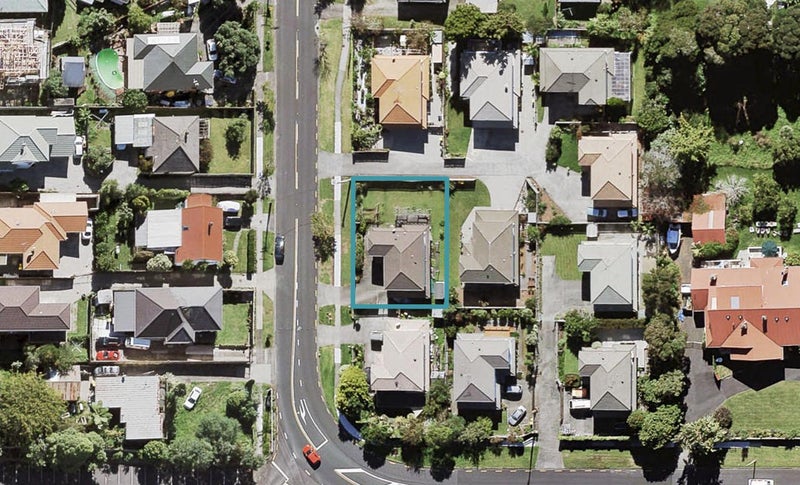 12 Links Road, New Lynn, Auckland - Carousel 1