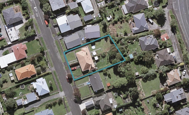 5 Bideford Street, Brooklands, New Plymouth - Carousel 1