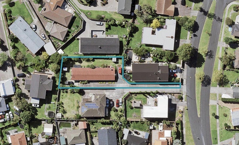2/8 Belmere Rise, Farm Cove, Auckland - Carousel 1