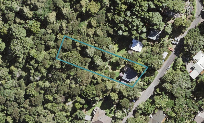 45 Kauri Point Road, Laingholm, Auckland - Carousel 1