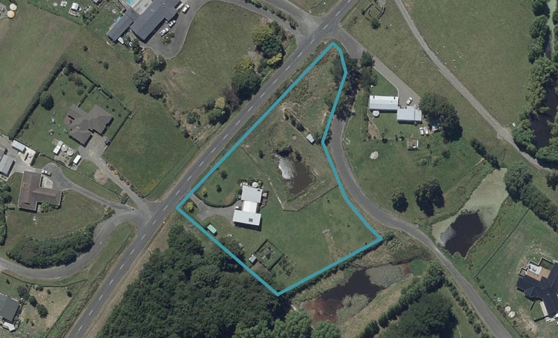 240 Watershed Road, Bunnythorpe, Palmerston North - Carousel 1