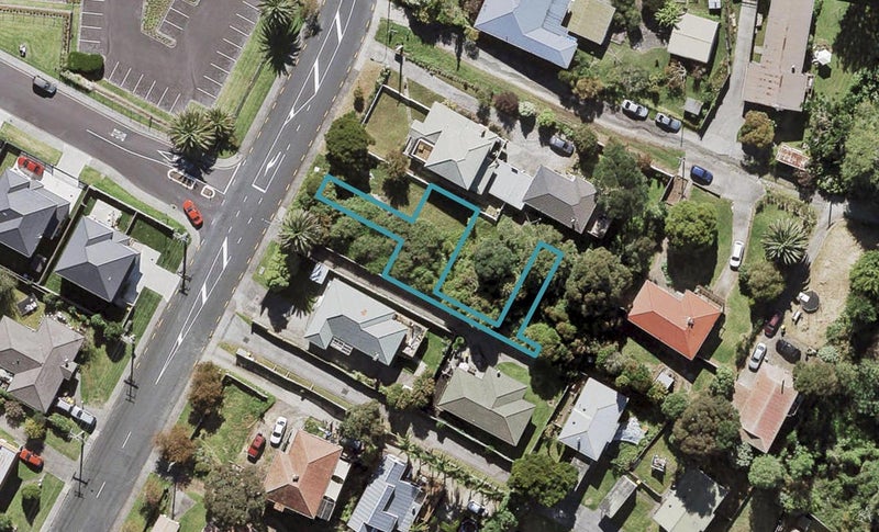 6/98 Lincoln Park Avenue, Massey, Auckland - Carousel 1