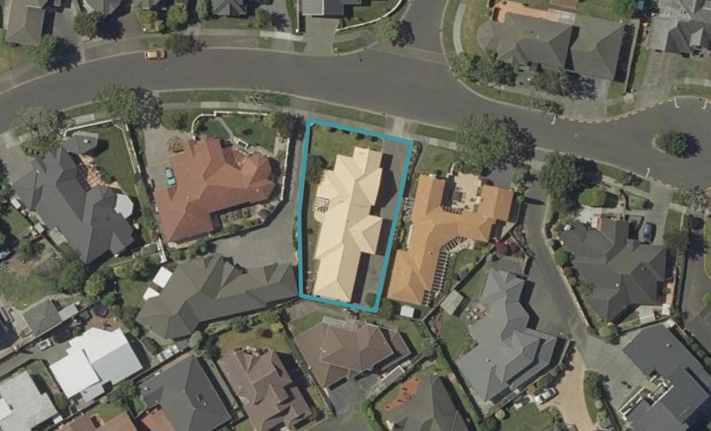 10 Balmoral Drive, Terrace End, Palmerston North - Carousel 1