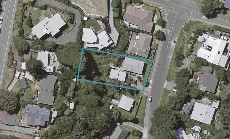 35 Renown Road, Raumati South, Paraparaumu - Carousel 1