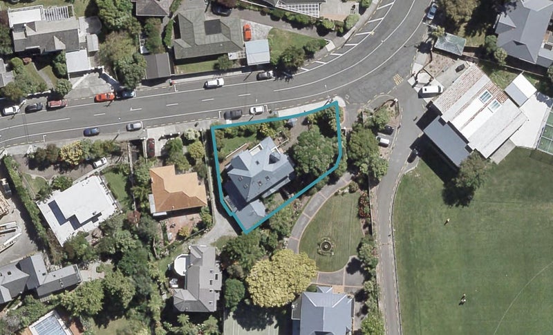 19 Myrtle Street, Hutt Central, Lower Hutt - Carousel 1