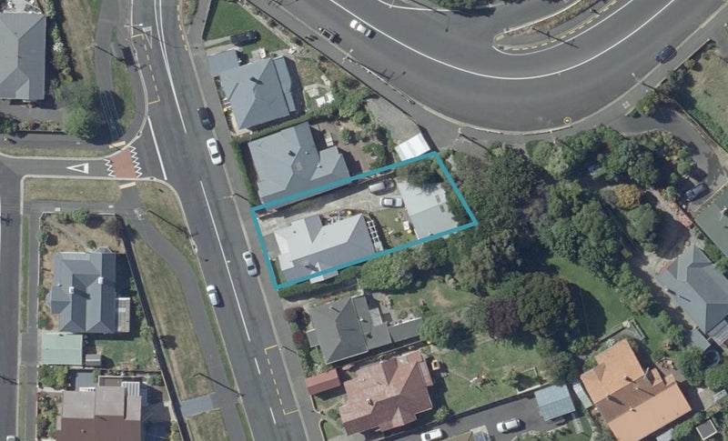 5A Royal Crescent, Saint Kilda, Dunedin - Carousel 1
