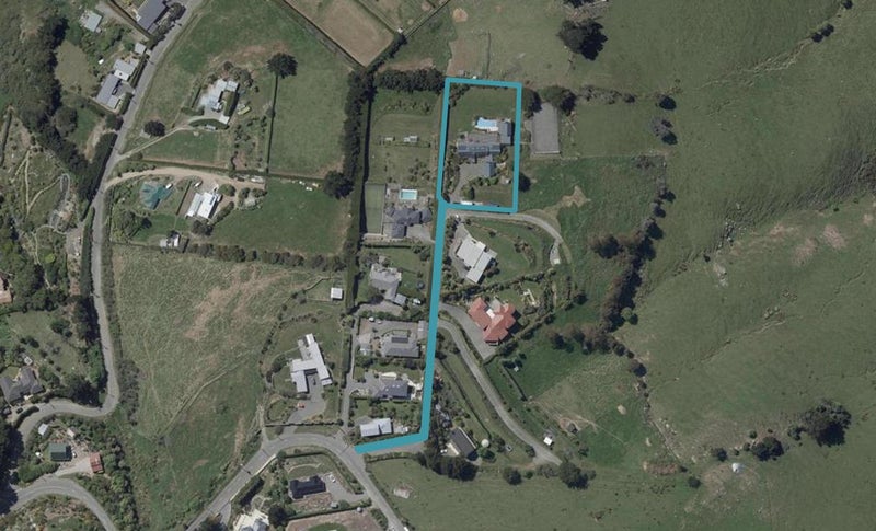 347 Mount Pleasant Road, Mount Pleasant, Christchurch - Carousel 1