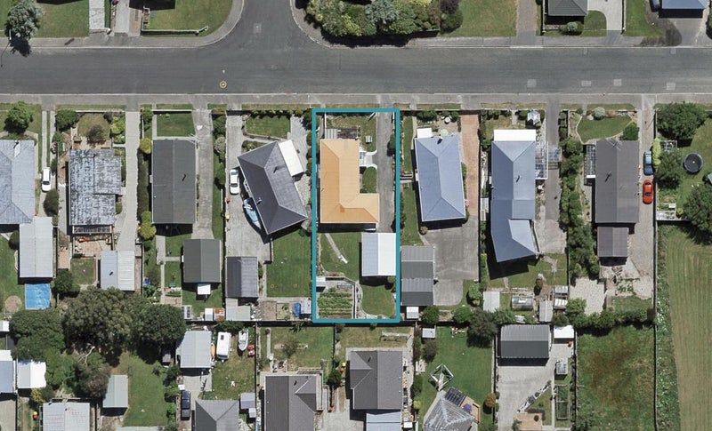 17 Milford Street, Heidelberg, Invercargill - Carousel 1