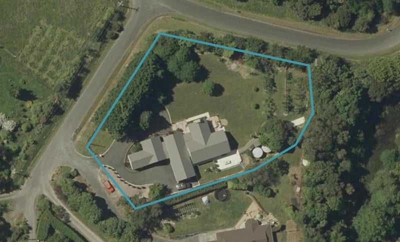 5 Whisky Way, Palmerston North - Carousel 1