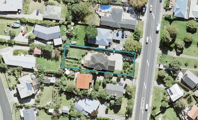 912 Whangaparaoa Road, Manly, Whangaparaoa - Carousel 1