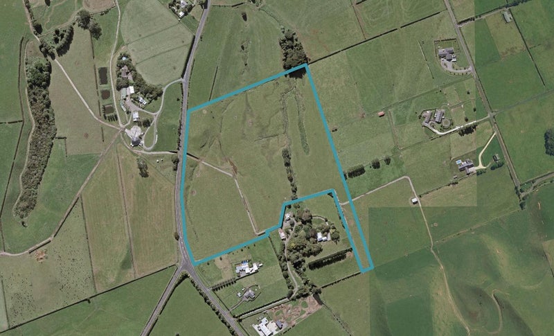 597 Egmont Road, HILLSBOROUGH, NEW PLYMOUTH - Carousel 1