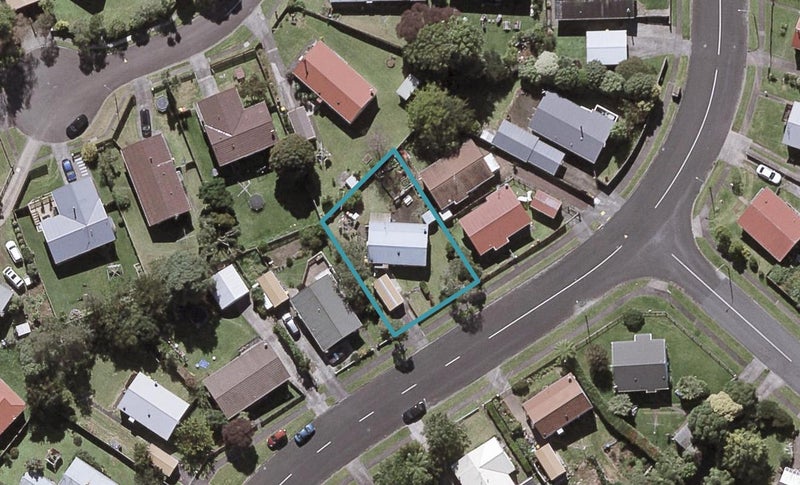 37 Riversdale Drive, Merrilands, New Plymouth - Carousel 1