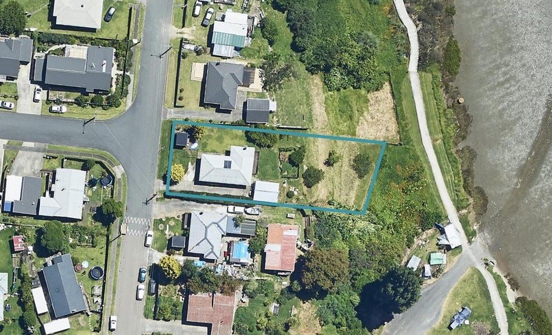 12 Te Kaponga Street, Brookfield, Tauranga - Carousel 1