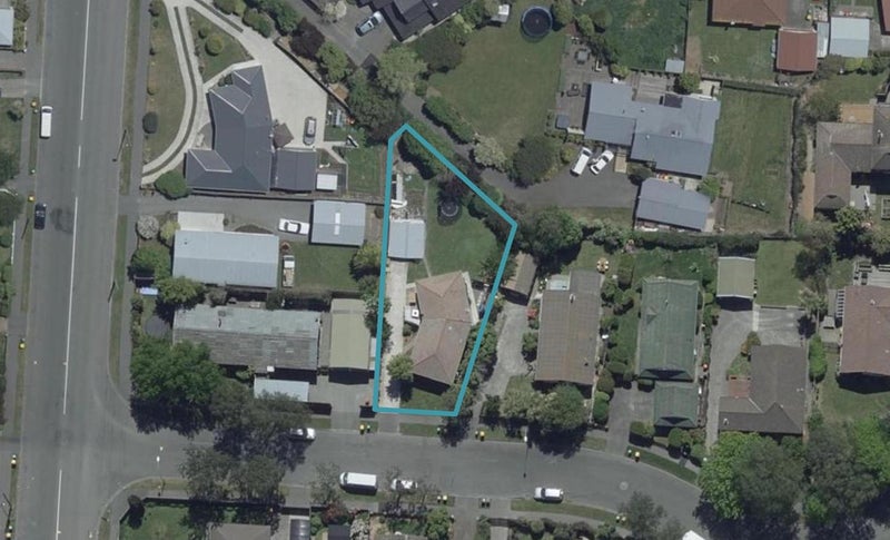 3 Clivedon Place, Redwood, Christchurch - Carousel 1