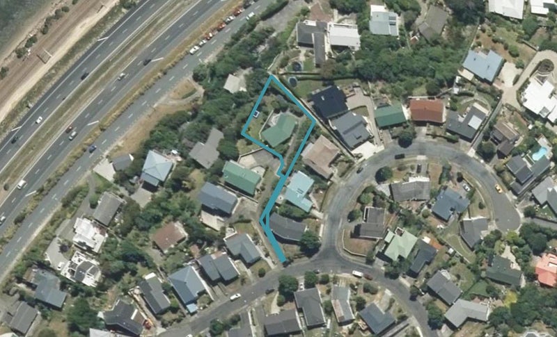 16 Forth Place, Papakowhai, Porirua - Carousel 1