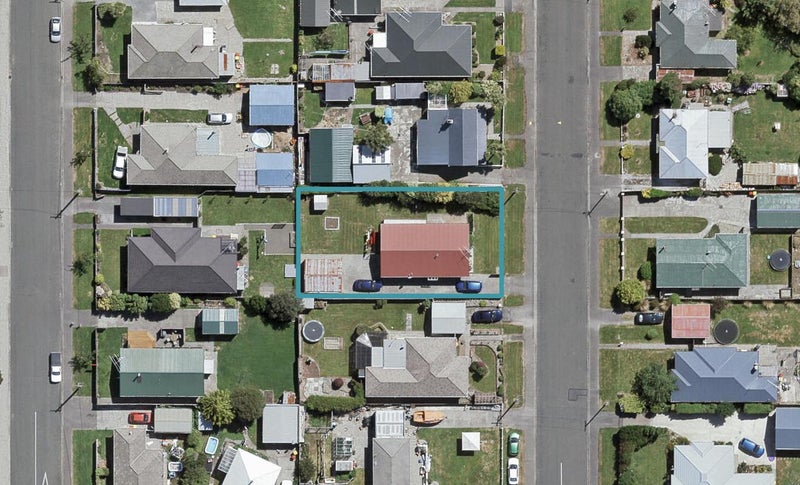 12 Stobo Street, Grasmere, Invercargill - Carousel 1