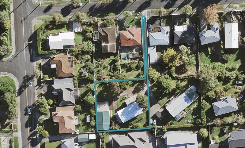 7 Peter Buck Road, New Windsor, Auckland - Carousel 1