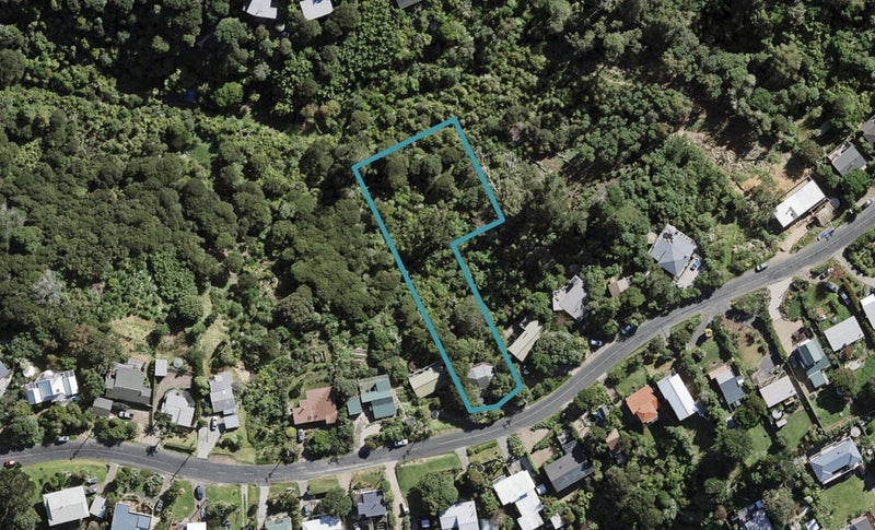 18 Hauraki Road, Oneroa, Waiheke Island - Carousel 1