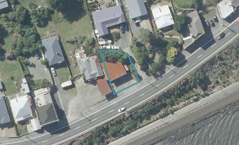 207 Ravensbourne Road, Ravensbourne, Dunedin - Carousel 1