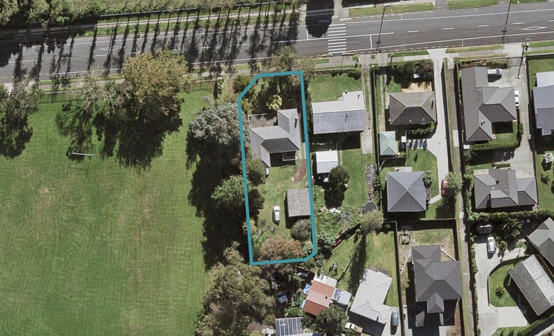 48 Miller Road, Mangere Bridge, Auckland - Carousel 1