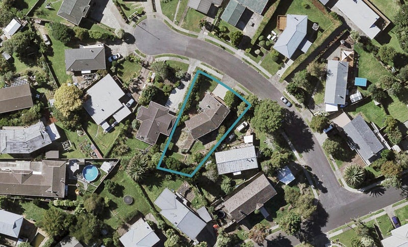 6 Paulange Place, Pakuranga Heights, Auckland - Carousel 1