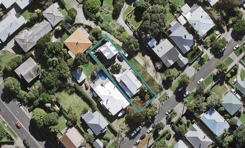 81 Taylors Road, Mount Albert, Auckland - Carousel 1