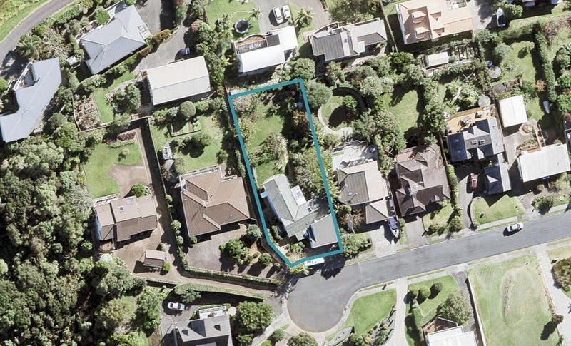 22 Kathy Terrace, Stanmore Bay, Whangaparaoa - Carousel 1