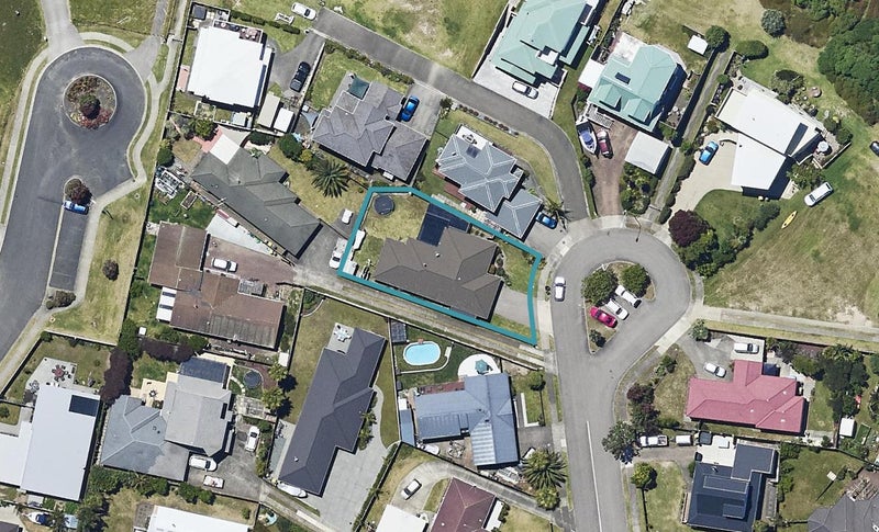 5 Captains Cove, Coastlands, Whakatane - Carousel 1