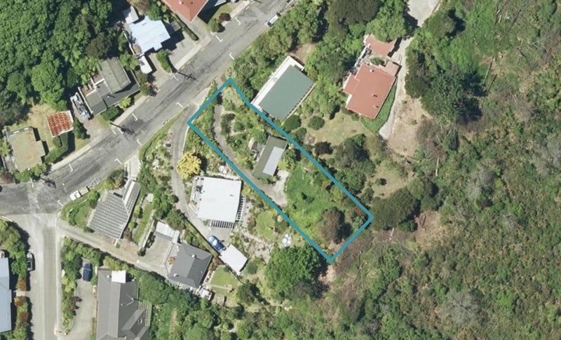9 Arthur Crescent, Waikawa, Picton - Carousel 1
