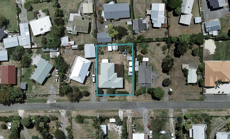 50 Gillies Crescent, Waimarama, Havelock North - Carousel 1