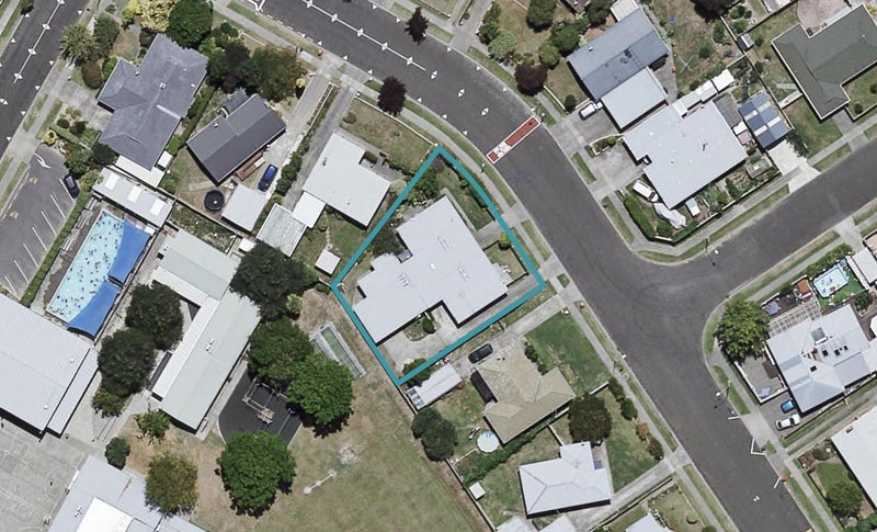 2/33 Ranfurly Street, Tamatea, Napier - Carousel 1