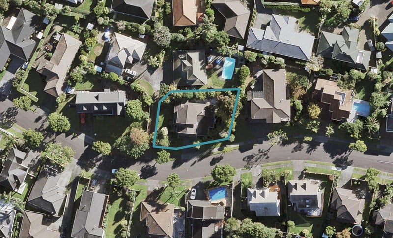 7 Glucina Avenue, West Harbour, Auckland - Carousel 1