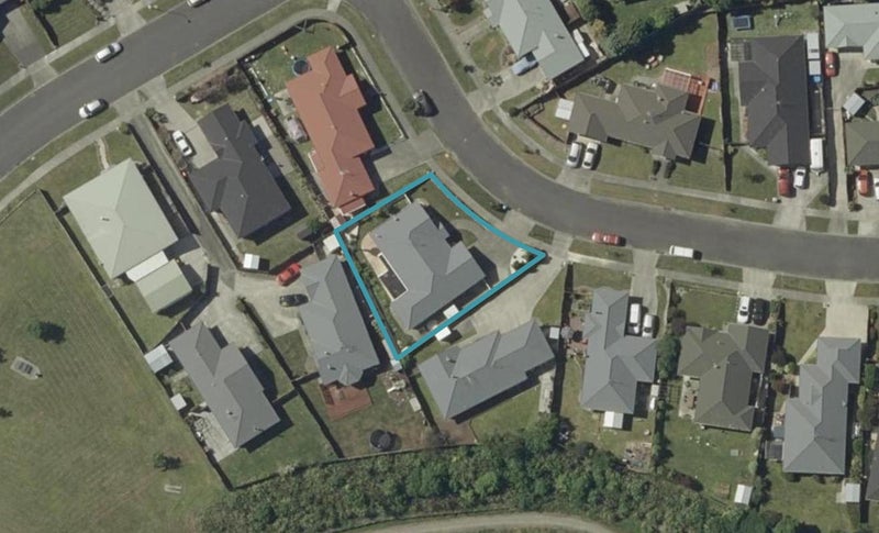 4 Aspen Way, Kelvin Grove, Palmerston North - Carousel 1