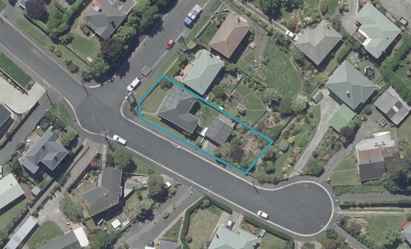 2 Chisholm Place, Tainui, Dunedin - Carousel 1