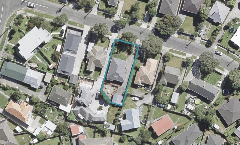 8 Tyndall Street, Waiwhetu, Lower Hutt - Carousel 1