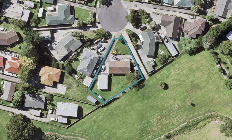 23 Cranberry Place, Bucklands Beach, Auckland - Carousel 1