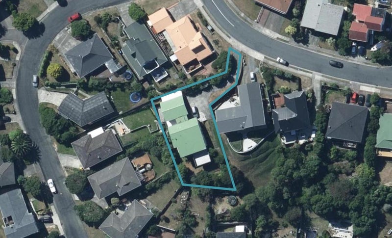 4 Bodmin Terrace, Camborne, Porirua - Carousel 1