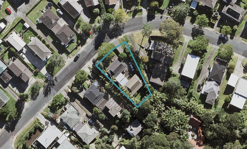 1/24 Simon Ellice Drive, Bayview, Auckland - Carousel 1
