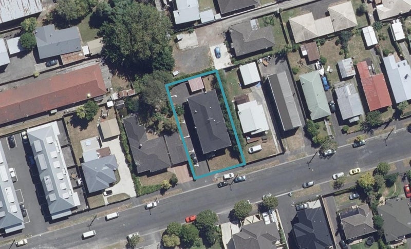 1/47A Cook Street, Hamilton East, Hamilton - Carousel 1