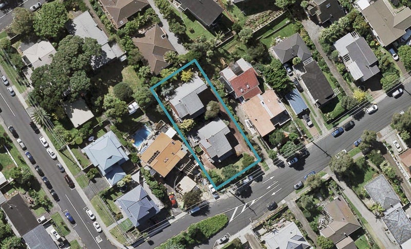 2/0 Harley Road, Takapuna, Auckland - Carousel 1